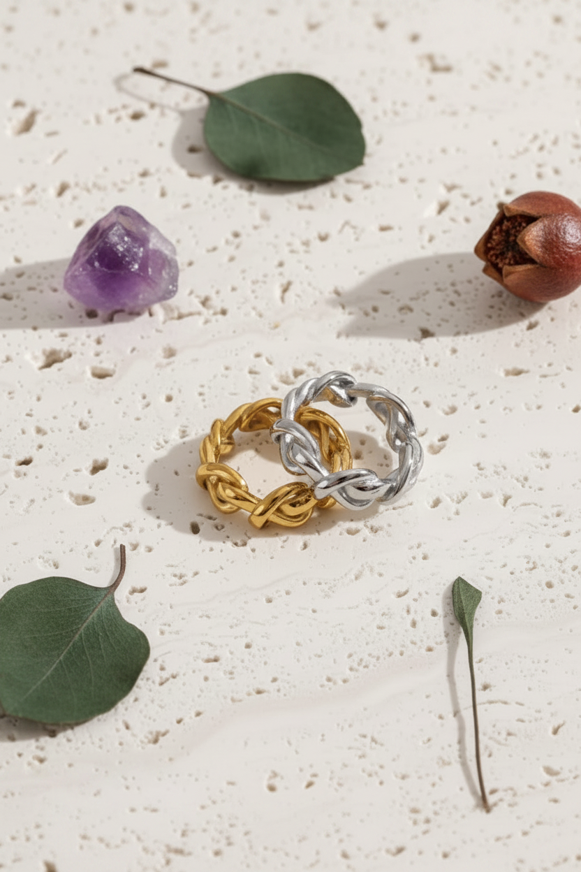 Chain Link Twist Ring - Portrait Flatlay